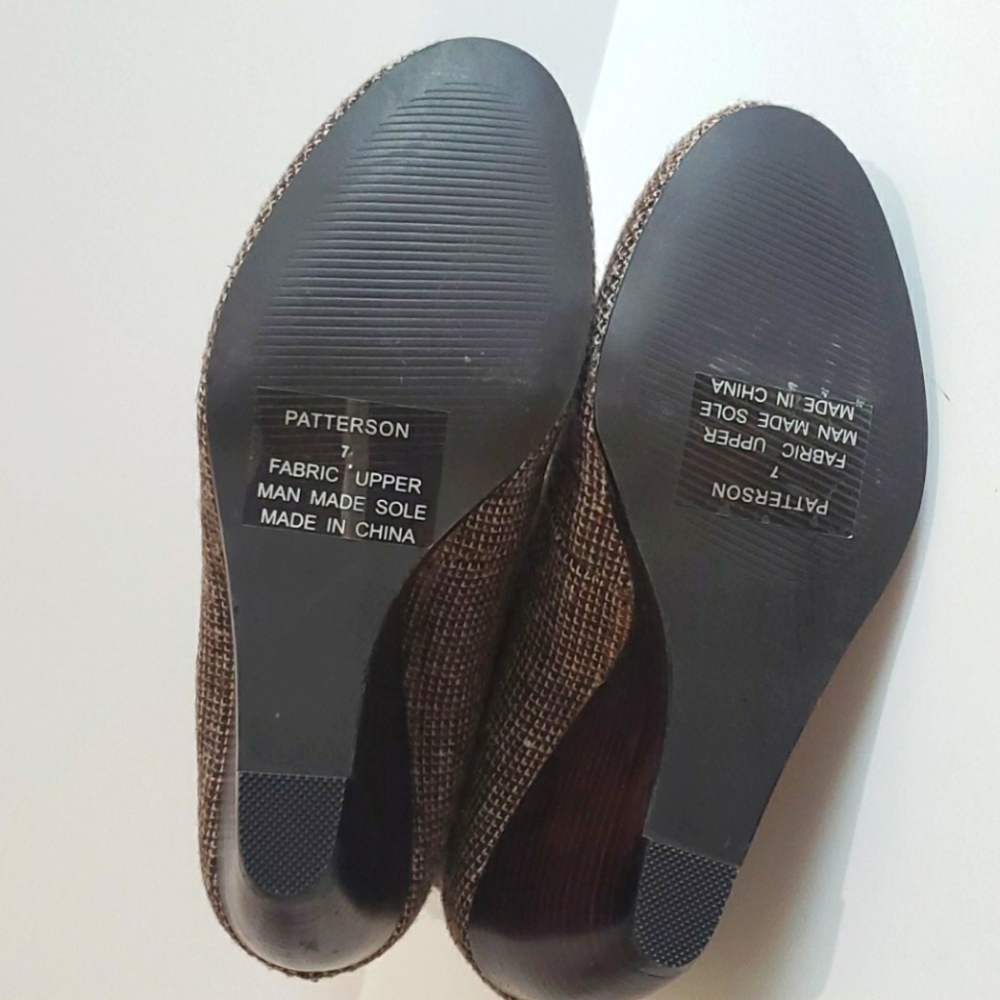 Coconuts By Matisse Wedge Ankle Bootie. Size 7 - image 4